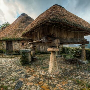 The mythical Pallozas de Piornedo Millenary stone and thatched roof constructions